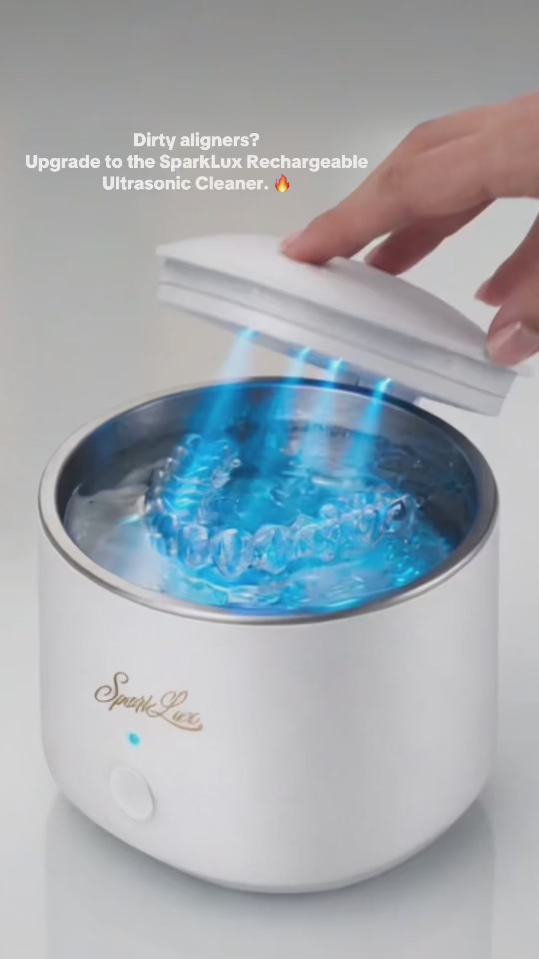 Limpiador Ultrasónico SparkLux – Dispositivo Compacto, Recargable y de Bajo Ruido para Alineadores, Retenedores, Prótesis Dentales y Aparatos Bucales